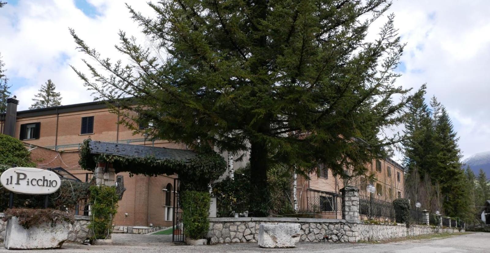 Lh Albergo Il Picchio Pescasseroli Exterior photo