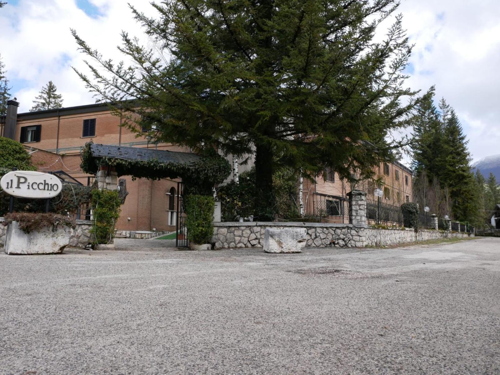 Lh Albergo Il Picchio Pescasseroli Exterior photo